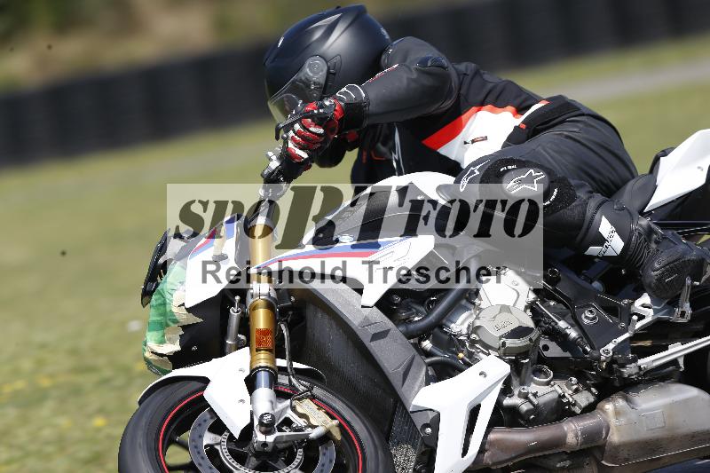/45 10.08.2025 Plüss Moto Sport ADR/Einsteiger/585
